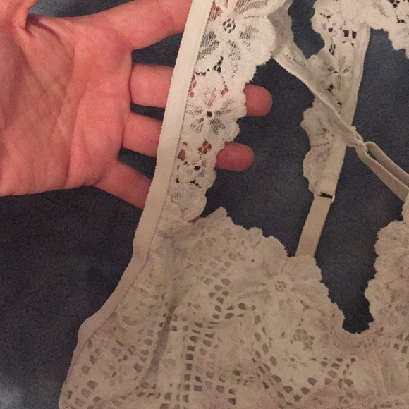 Bralettes - Picture 3 of 4